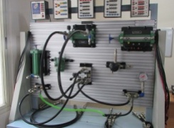Hydraulic trainer kit